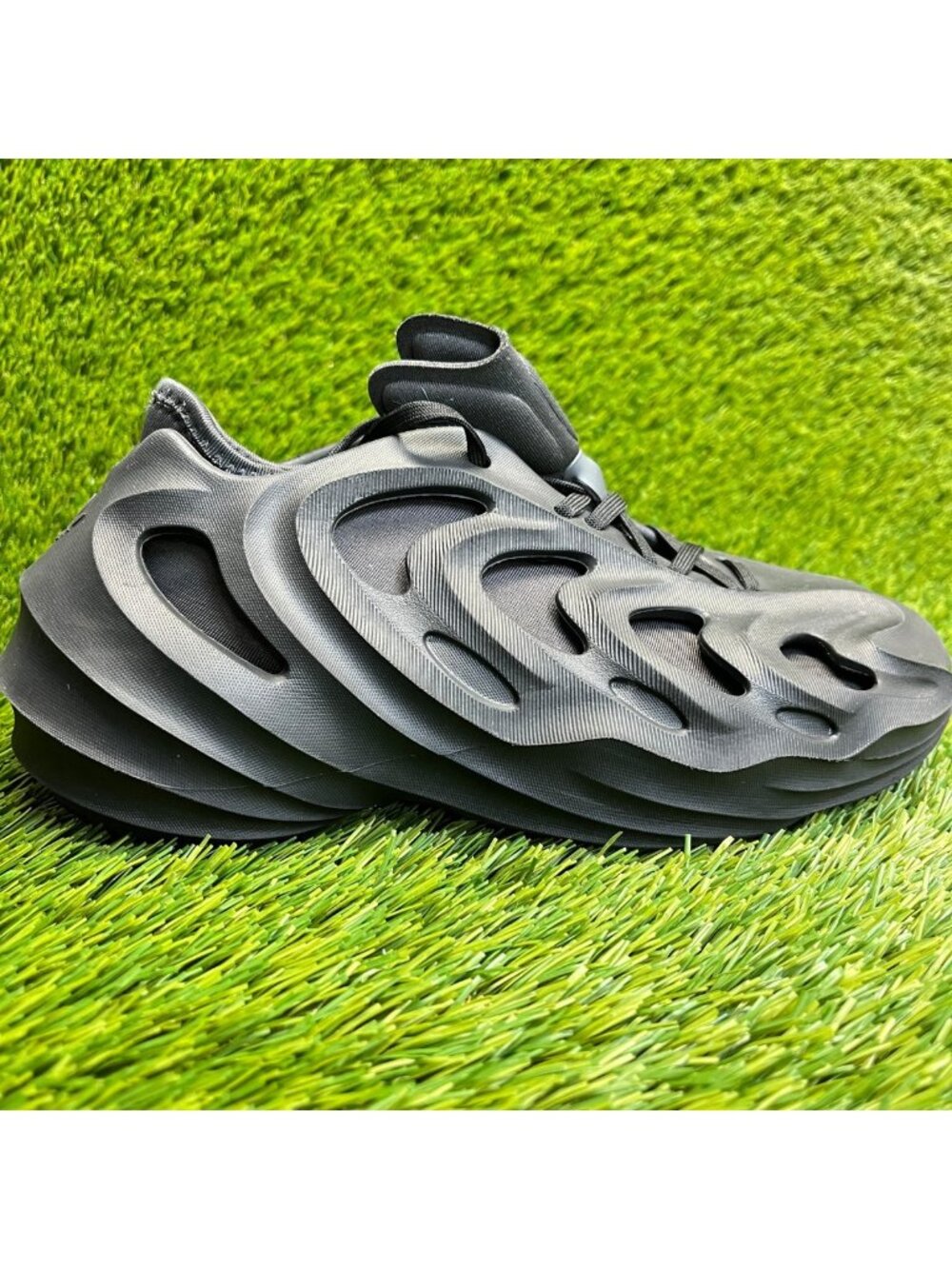 Adidas AdiFOM Q Boys Size 4Y Core Black Athletic Running Walking Shoes Sneakers
